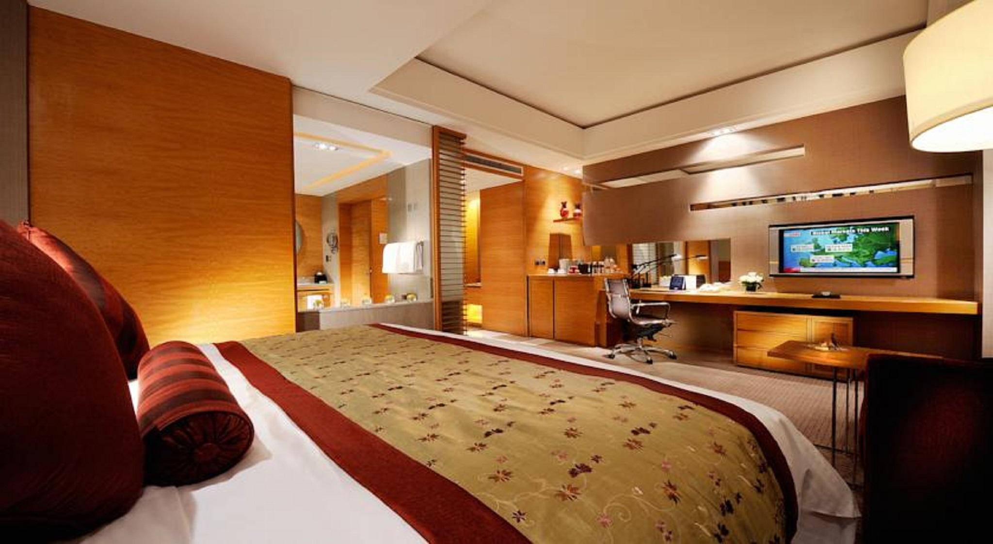 Отель Kempinski 5*