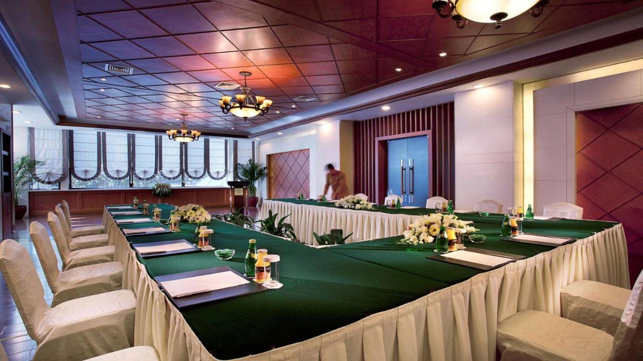 Отель Kempinski